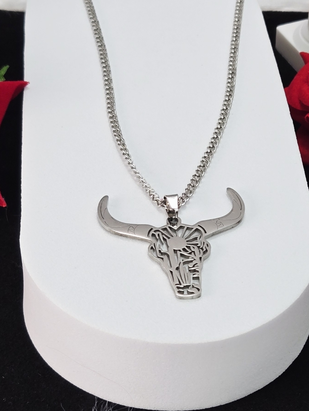 Silver Bull Skull Necklace Laser Cut Steer Head Pendant 24" Chain Sleek Western - Picture 4 of 5